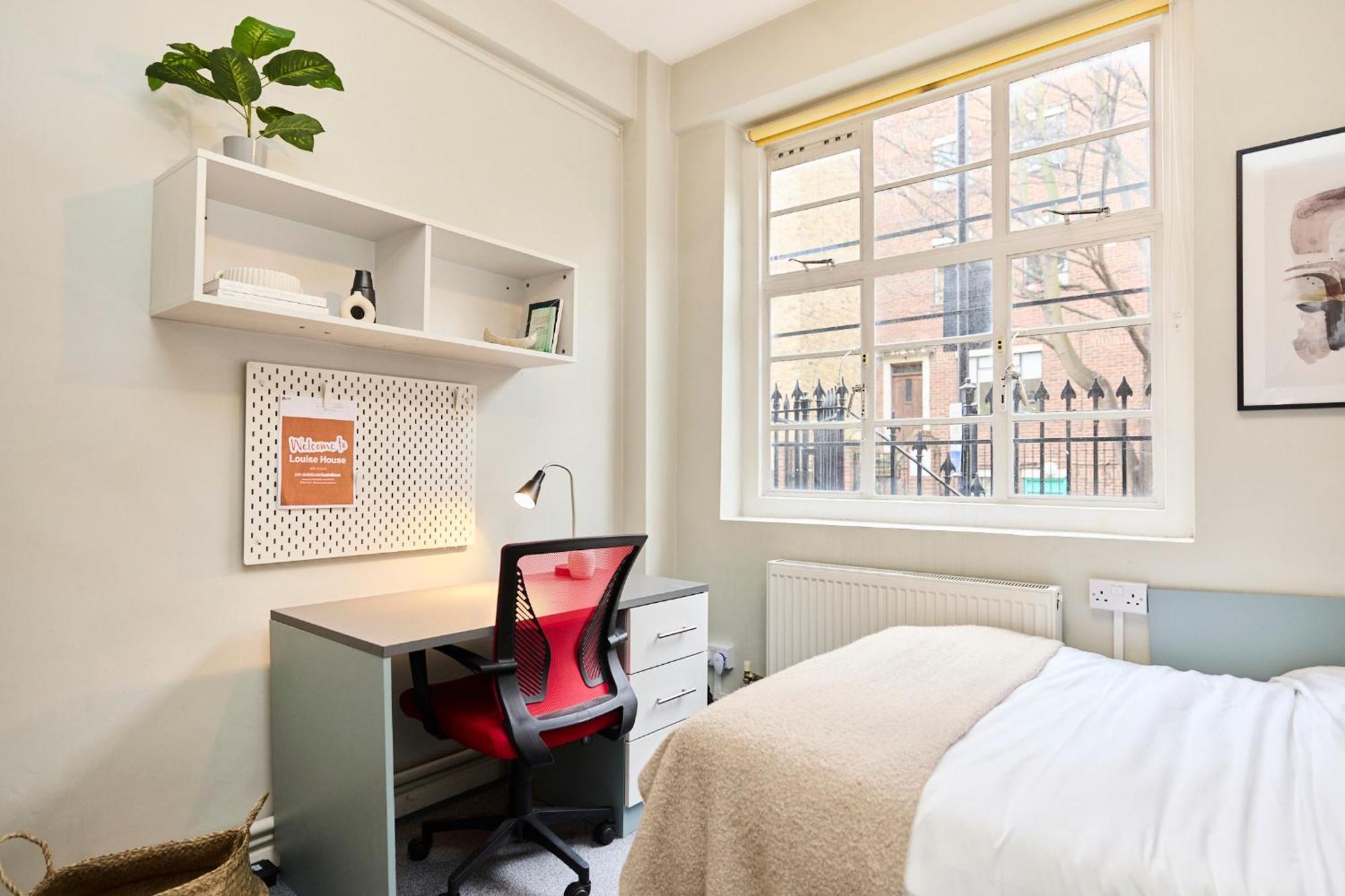 Louise House Hostel London Exterior photo
