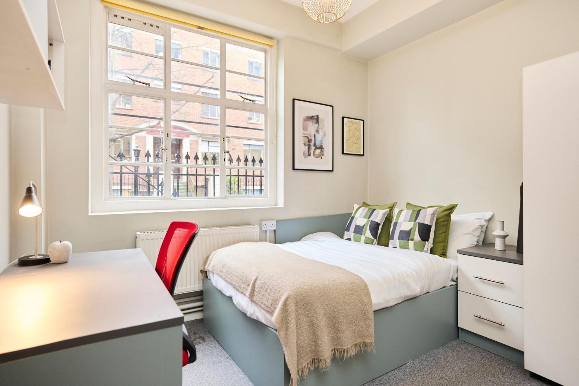 Louise House Hostel London Exterior photo